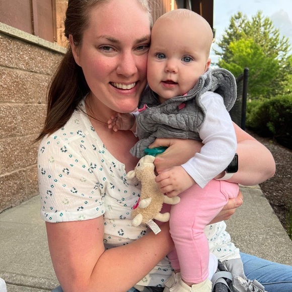 Meet your Posher, Danielle - Picture 7 of 16